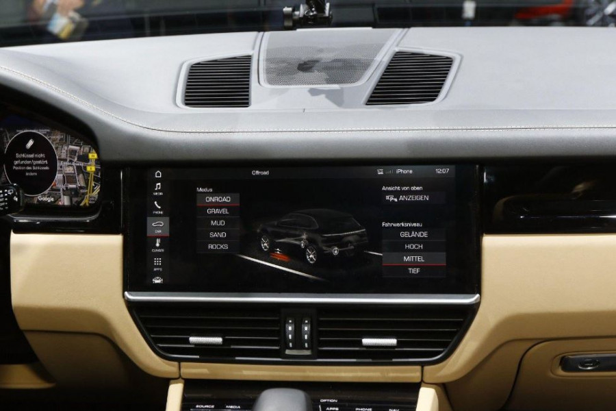 Новый Porsche Cayenne теперь всегда онлайн